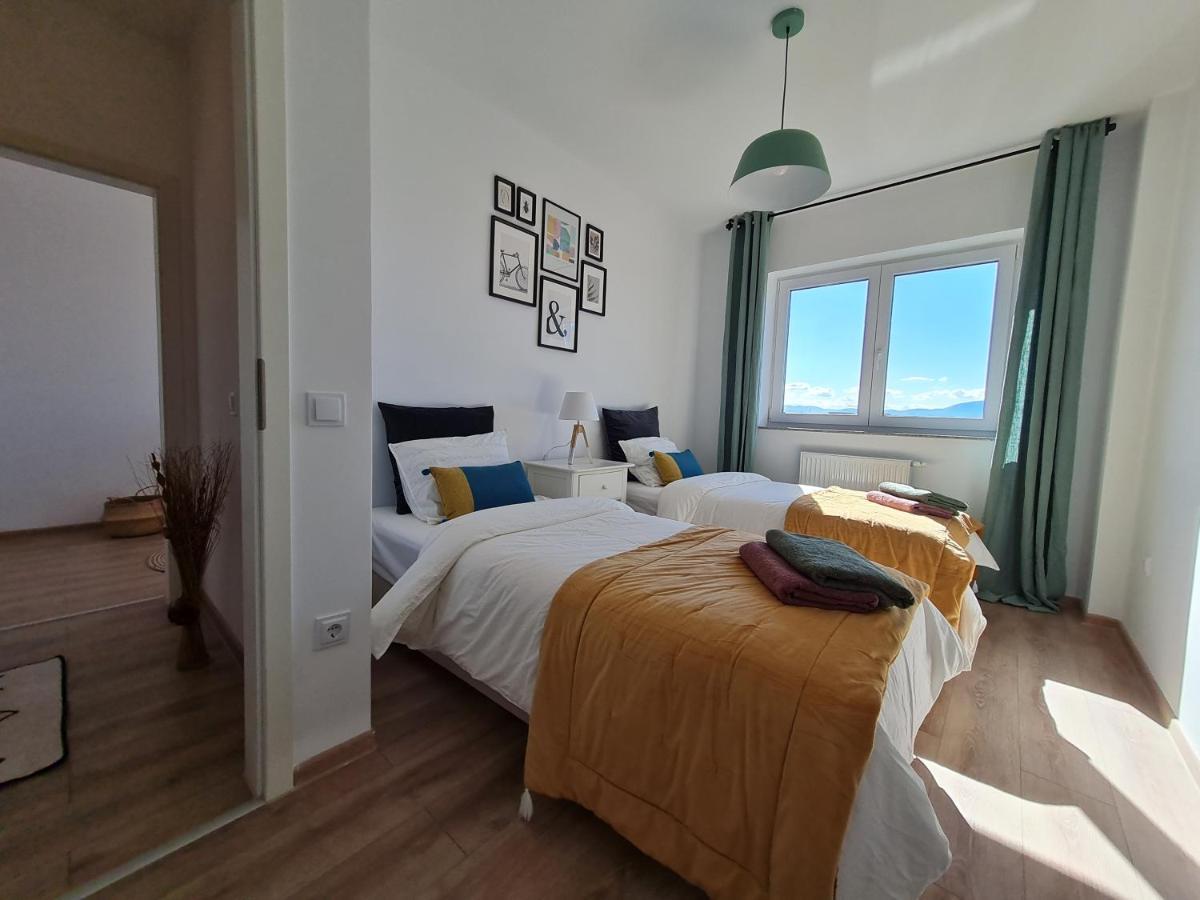 Jasmine Residence New Duplex Apartment Brasov Luaran gambar